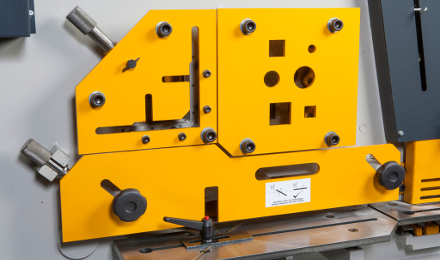 Univerzalne hydraulicke noznice